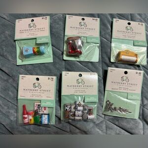New Mayberry Street Miniature Accessories Set of 6